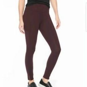 Athleta Mercer Tight Abrg Size SP NWT Reg. $89. 
